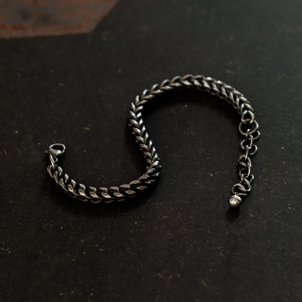 Dragon Scale Bracelet – Dark Gothic Chain Link Jewellery in Oxidised Stainless Steel