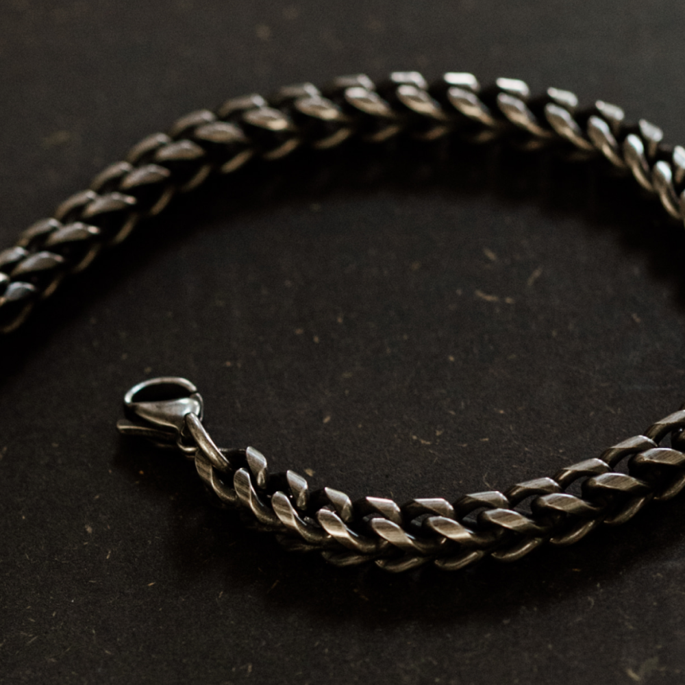 Dragon Scale Bracelet – Dark Gothic Chain Link Jewellery in Oxidised Stainless Steel