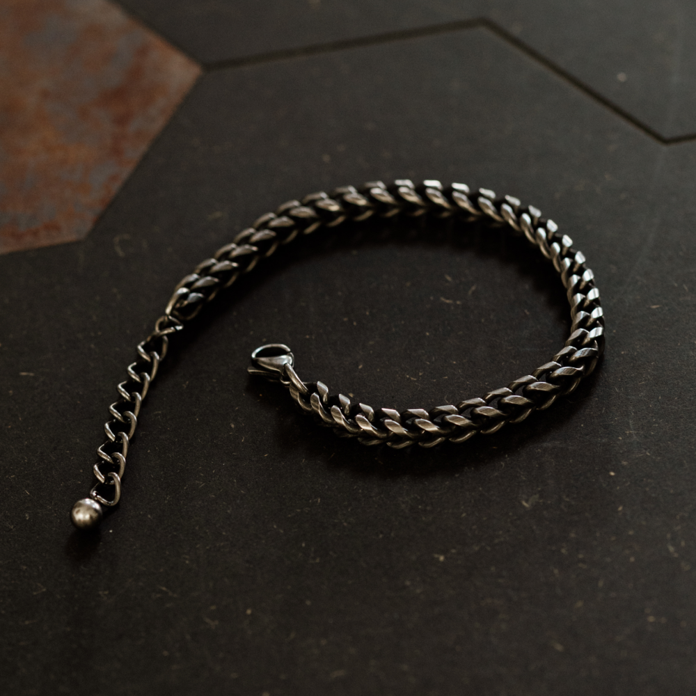 Dragon Scale Bracelet – Dark Gothic Chain Link Jewellery in Oxidised Stainless Steel