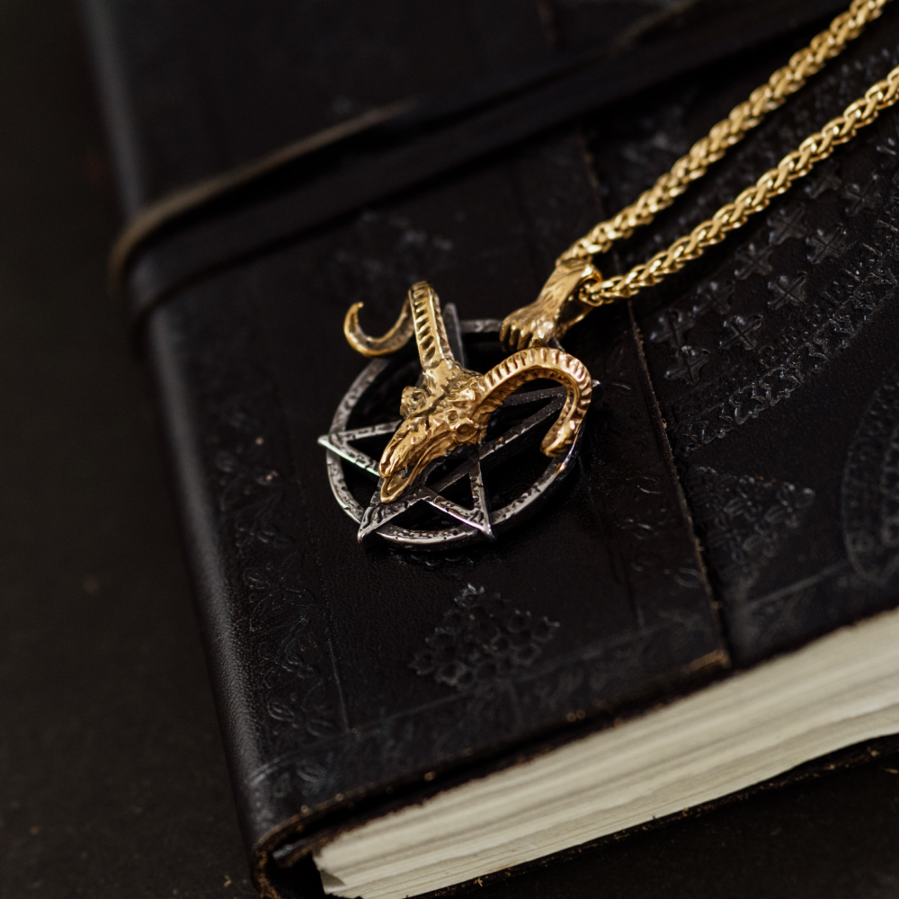 Ram Skull Pentagram Necklace – Gothic Occult Pendant in Stainless Steel with Zombie Hand Clasp