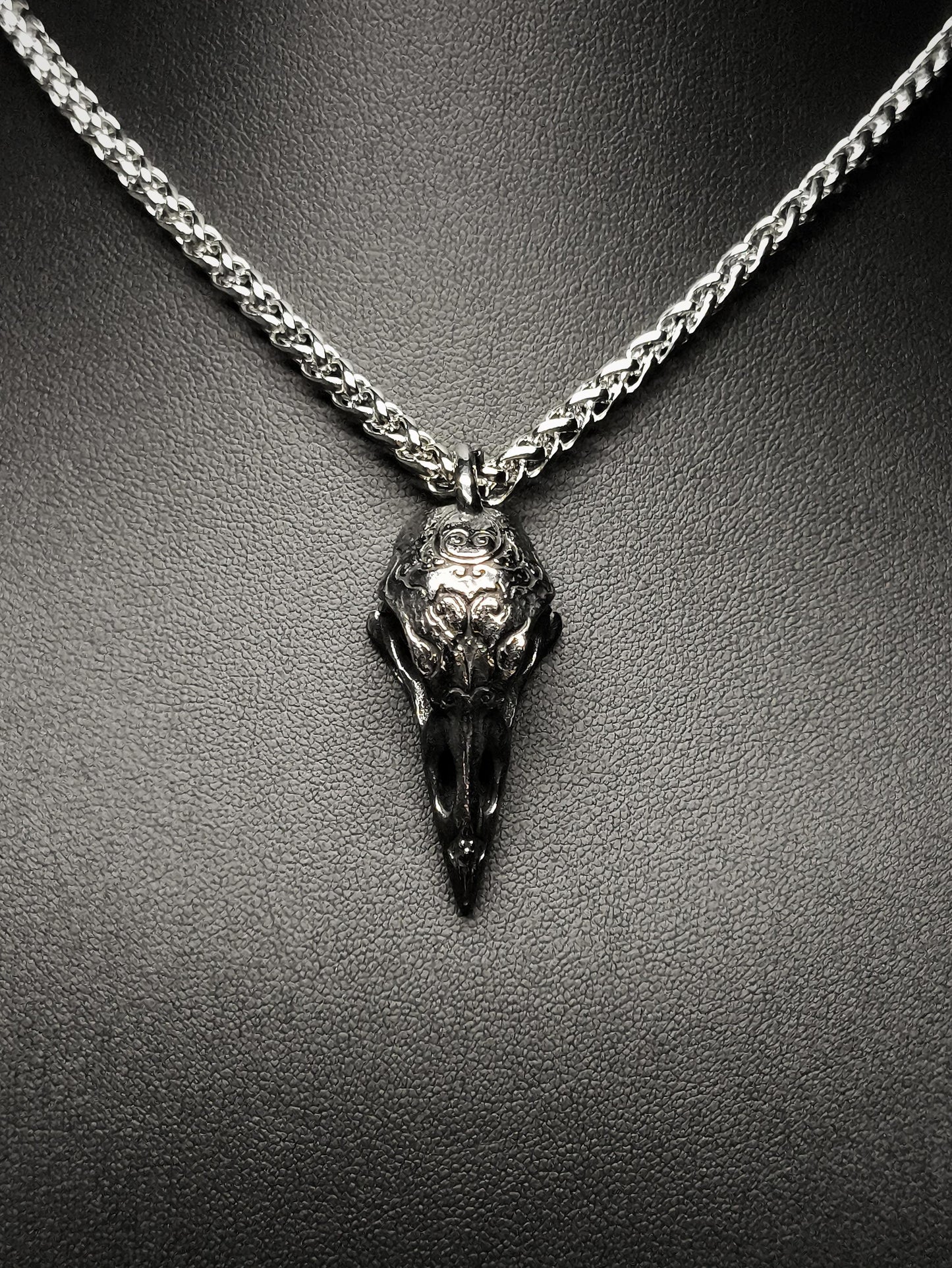 Ravencrest — Raven Bird Skull Pendant Chain Necklace