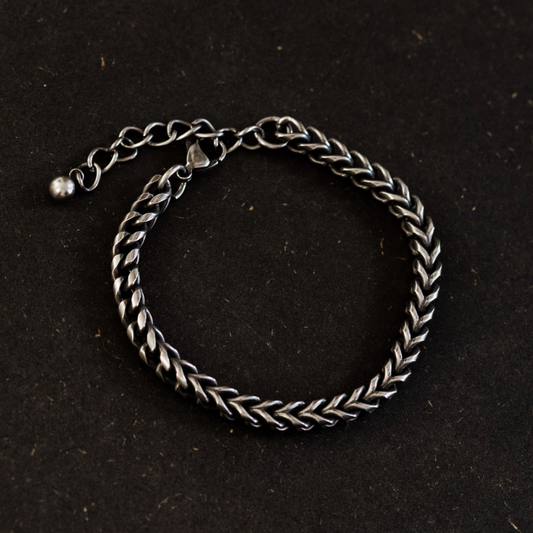 Dragon Scale Bracelet – Dark Gothic Chain Link Jewellery in Oxidised Stainless Steel